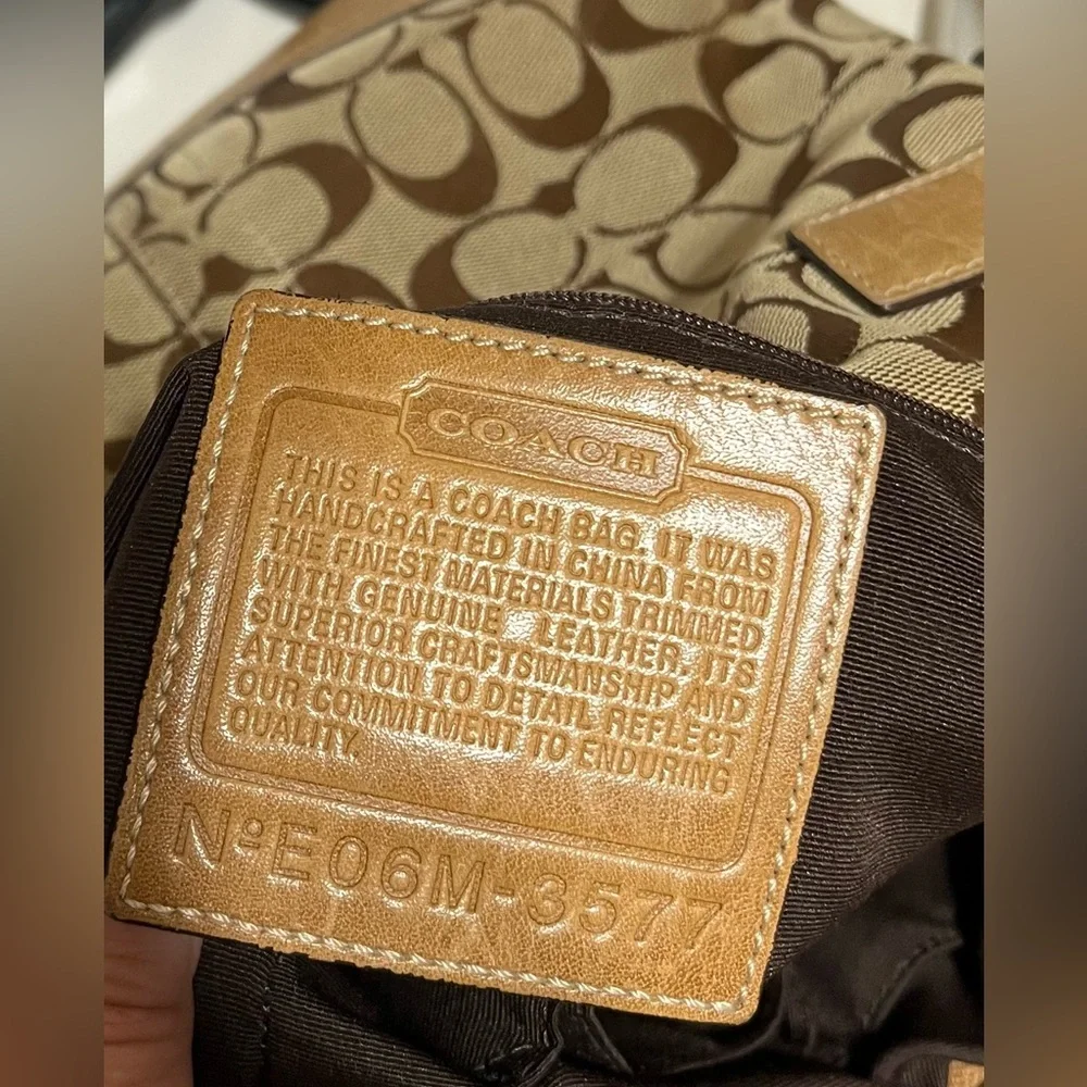 Coach Signature Brown and Tan Shoulder Bag - Picture 4 of 9